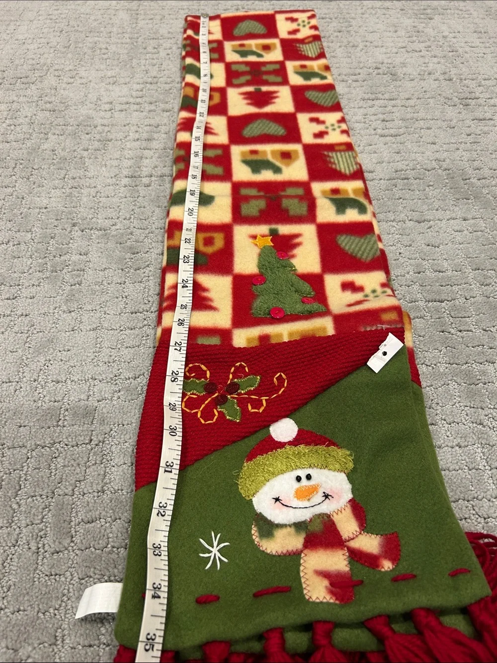 Unmarked brand cozy holiday
